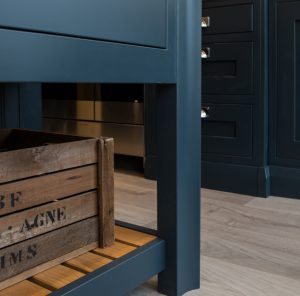 Shaker Kitchen Cabinets Detail