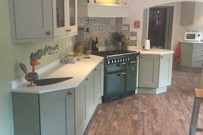 Shaker Hardwood Handmade Kitchen
