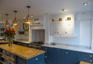 Smiths Interiors 1909 Kitchen
