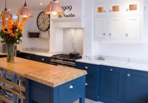 Smiths Interiors 1909 Kitchen
